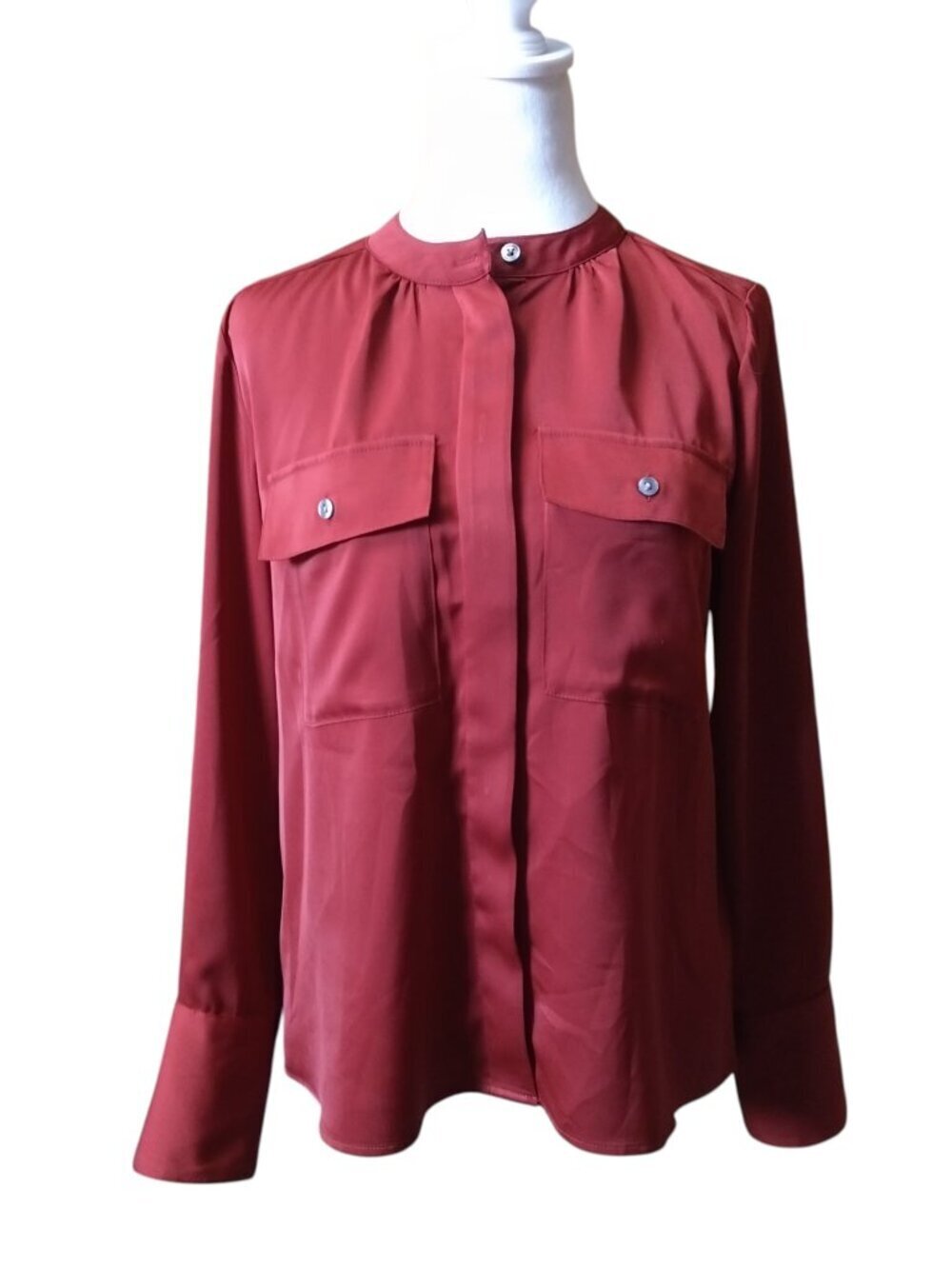 Banana Republic Shirt Burgundy Band Collar 2 Pocket Size XS Button Front Blouse